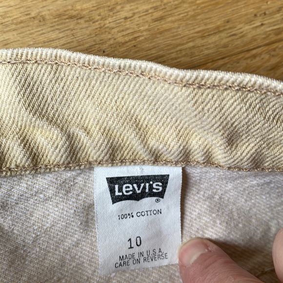 90s Levi shorts red tag size 10 HIGH RISE made in USA - Picture 10 of 16
